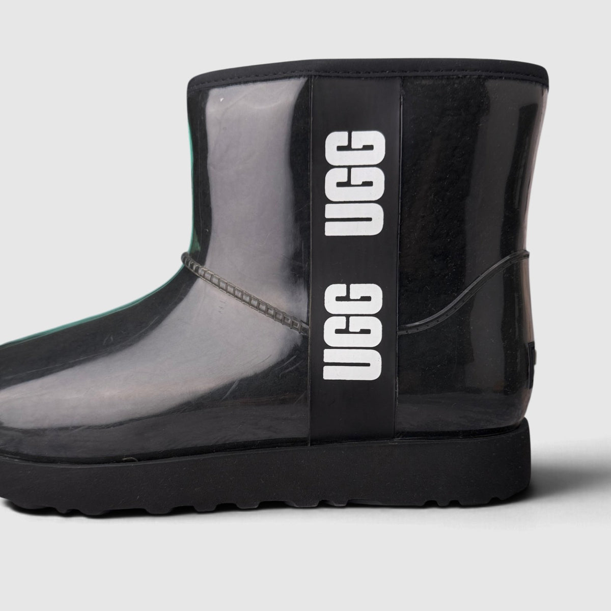 UGG Clear Mini, śniegowce damskie w bardzo dobrym stanie rozmiar 40, boczny profil, lewa strona