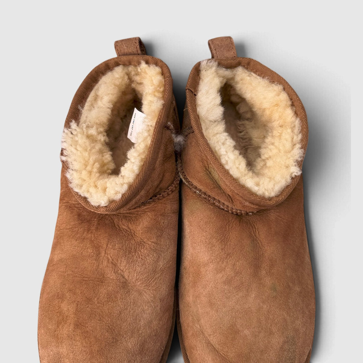UGG Classic Ultra Mini, śniegowce damskie w bardzo dobrym stanie rozmiar 39, widok z góry