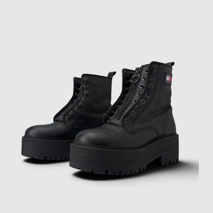 Tommy Hilfiger Tamy Higher, kozaki damskie w bardzo dobrym stanie rozmiar 38, para butów