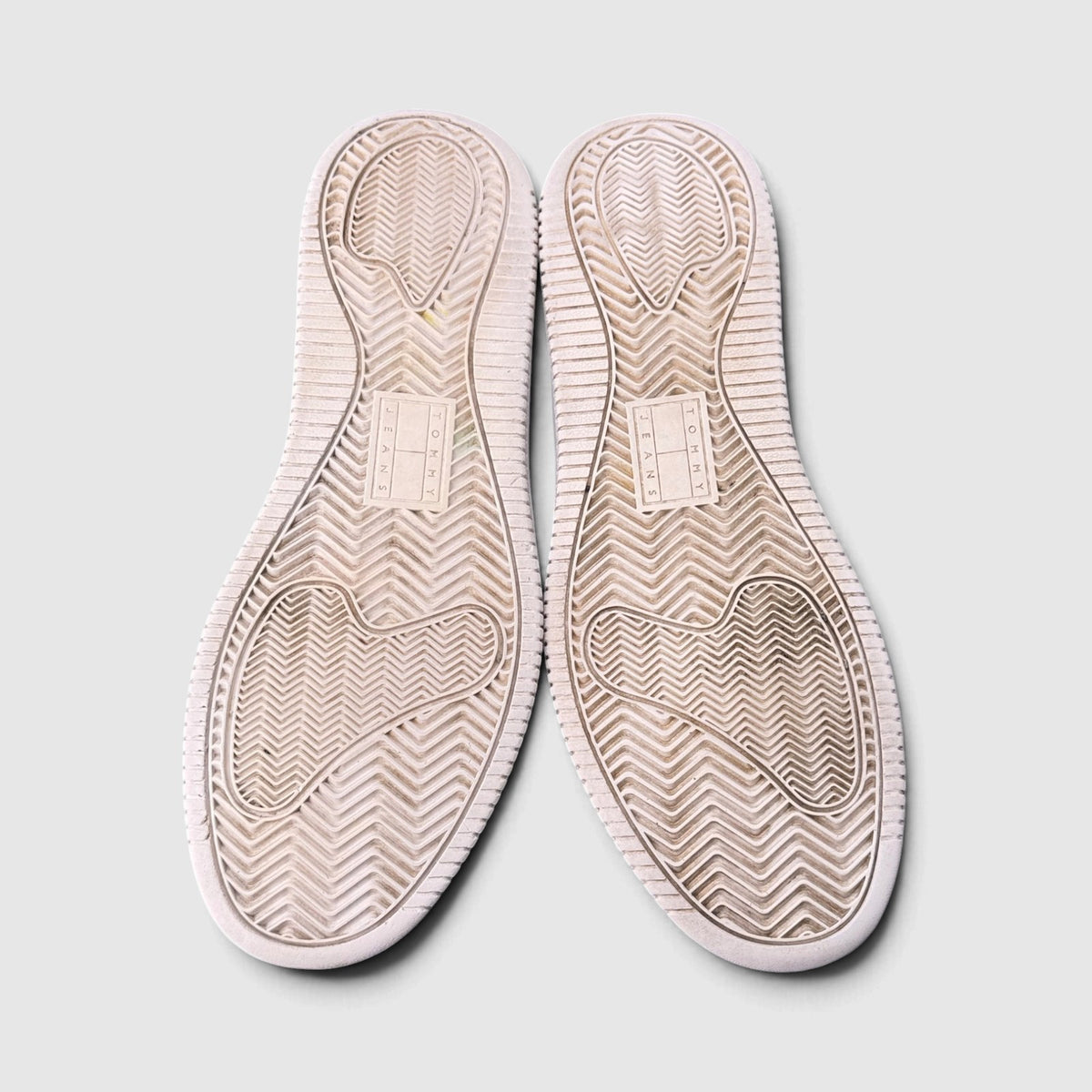 Tommy Hilfiger Retro Basket, buty sportowe męskie w bardzo dobrym stanie rozmiar 42, podeszwa