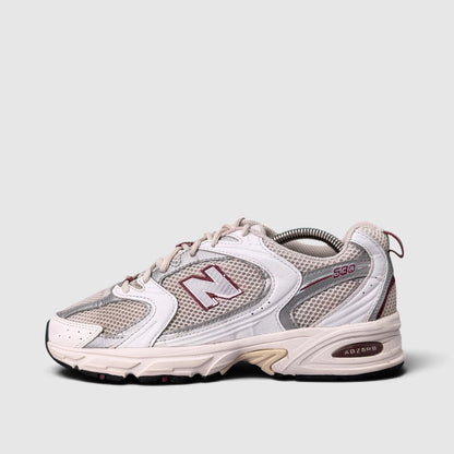 New Balance 530, buty sportowe damskie w bardzo dobrym stanie rozmiar 40.5, boczny profil, lewa strona