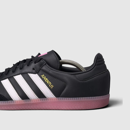 Adidas Samba Home Kit, buty sportowe męskie w bardzo dobrym stanie rozmiar 44, detal