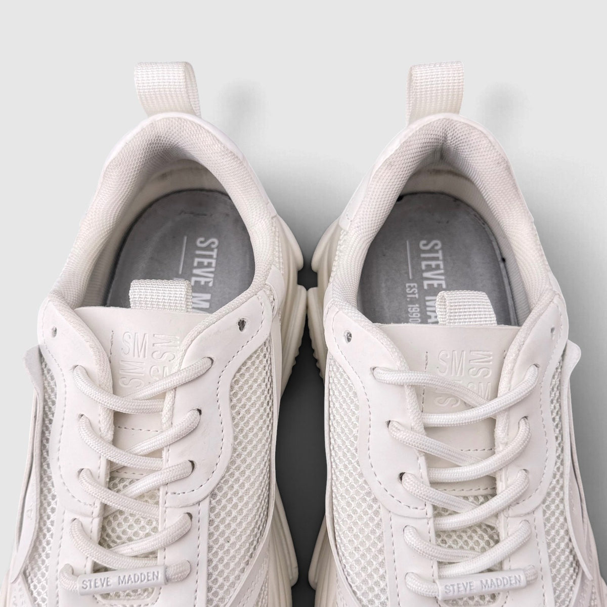 Steve Madden Posses, buty sportowe męskie w bardzo dobrym stanie rozmiar 41, wkładka