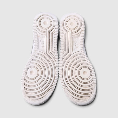 Nike Air Force 1 Low Triple White, buty sportowe damskie w bardzo dobrym stanie rozmiar 37.5, podeszwa