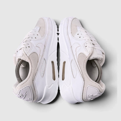 Nike Air Max 90 Triple White, buty sportowe męskie w bardzo dobrym stanie rozmiar 41, widok z góry