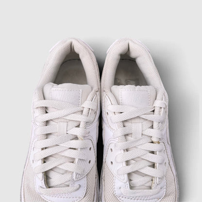 Nike Air Max 90 Triple White, buty sportowe męskie w bardzo dobrym stanie rozmiar 41, widok z góry
