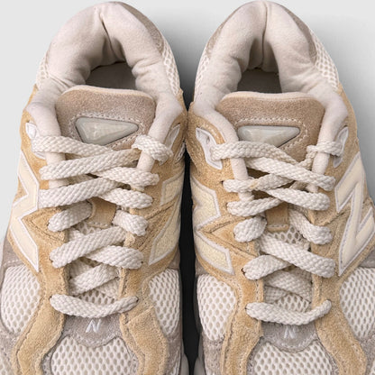 New Balance 9060, buty sportowe damskie w bardzo dobrym stanie rozmiar 38.5, detal