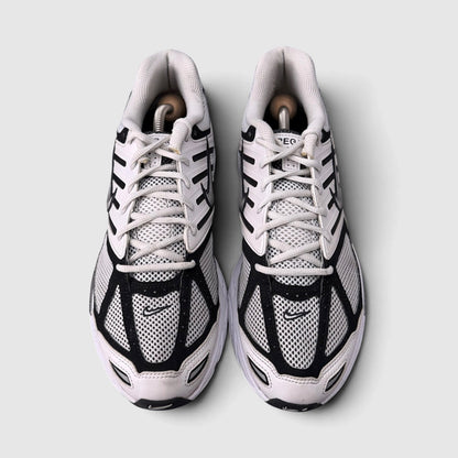 Nike Air Pegasus 2005 White/Black, buty sportowe męskie w bardzo dobrym stanie rozmiar 44.5, widok z przodu