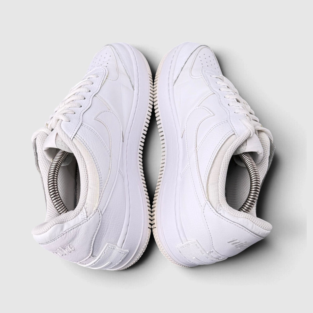 Nike Air Force 1 Low Shadow Triple White, buty sportowe damskie w bardzo dobrym stanie rozmiar 41, widok z góry