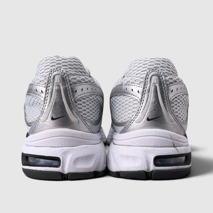 Nike Air Max Moto 2K, buty sportowe męskie w bardzo dobrym stanie rozmiar 44.5, widok z tyłu
