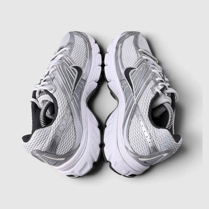Nike Air Max Moto 2K, buty sportowe męskie w bardzo dobrym stanie rozmiar 44.5, widok z góry
