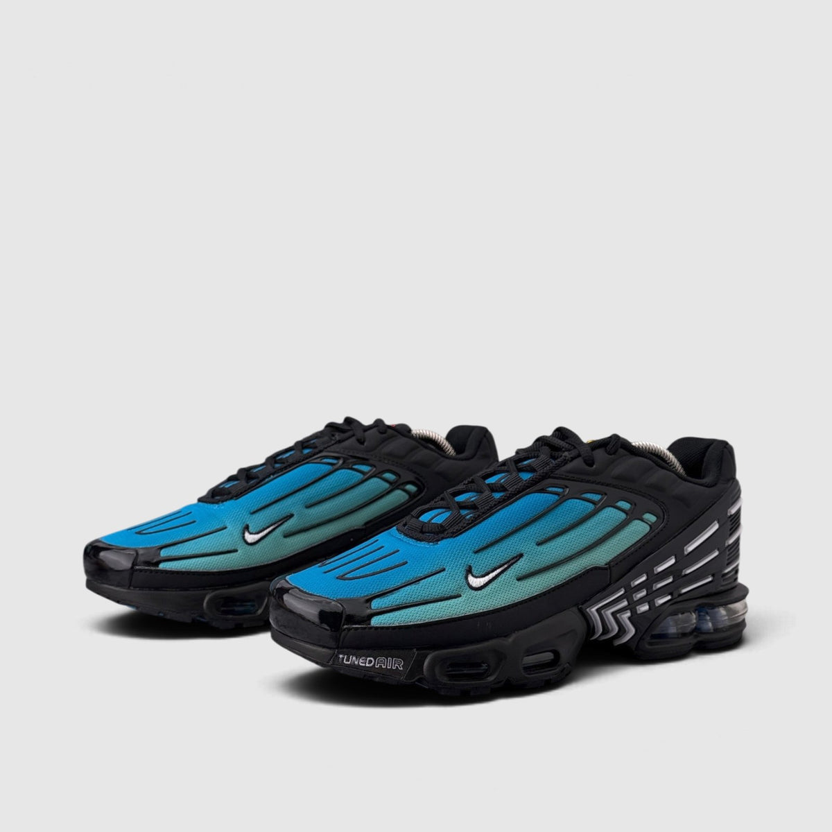 Nike Air Max Plus 3 Aqua Gradient, buty sportowe męskie w bardzo dobrym stanie rozmiar 41, para butów