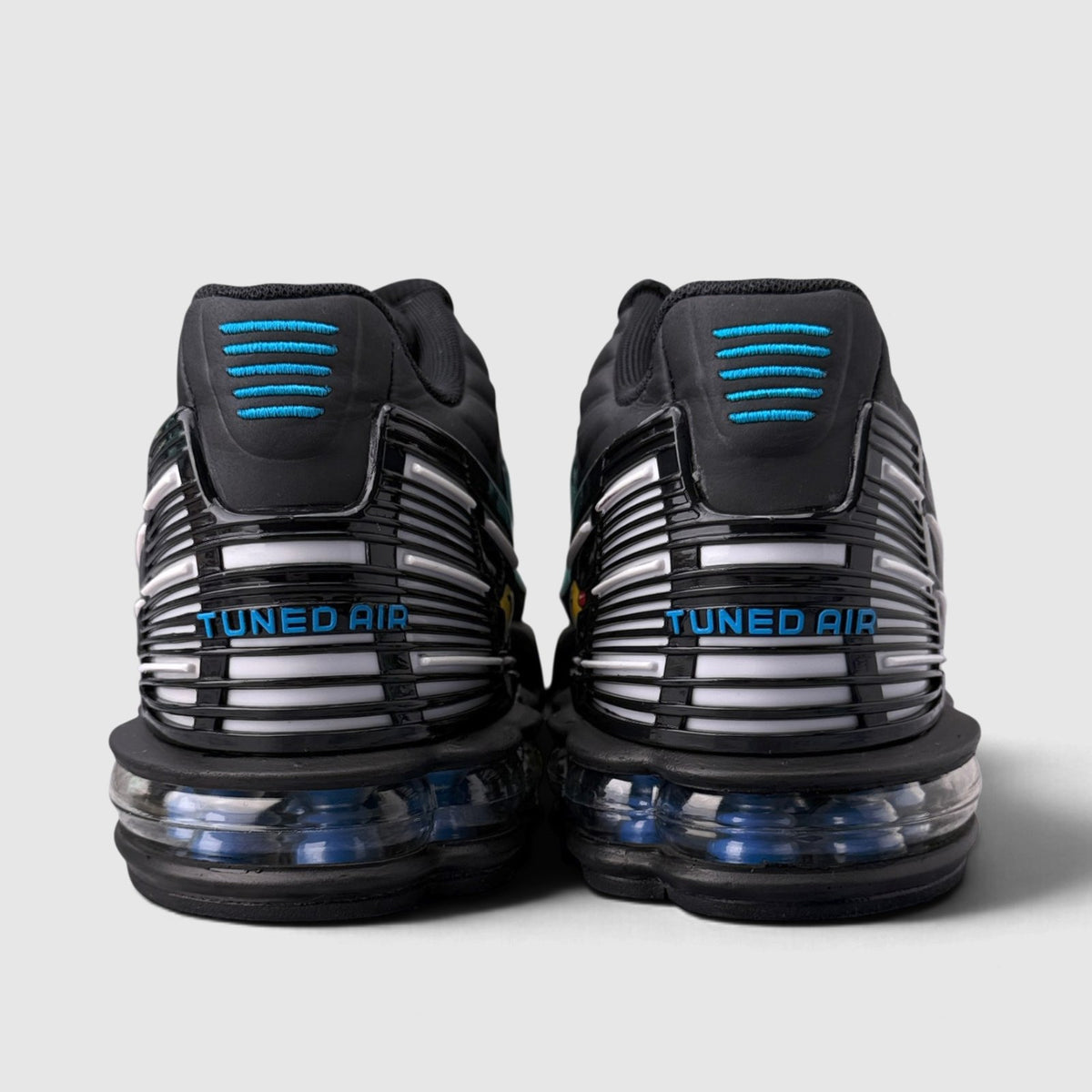 Nike Air Max Plus 3 Aqua Gradient, buty sportowe męskie w bardzo dobrym stanie rozmiar 41, widok z tyłu