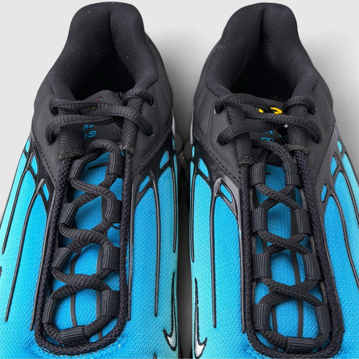 Nike Air Max Plus 3 Aqua Gradient, buty sportowe męskie w bardzo dobrym stanie rozmiar 41, język buta