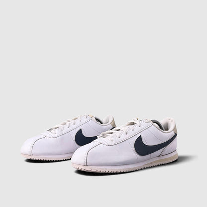 Nike Classic Cortez, buty sportowe damskie w bardzo dobrym stanie rozmiar 40, para butów