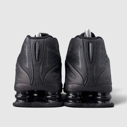Nike Shox R4, buty sportowe damskie w bardzo dobrym stanie rozmiar 36.5, widok z tyłu