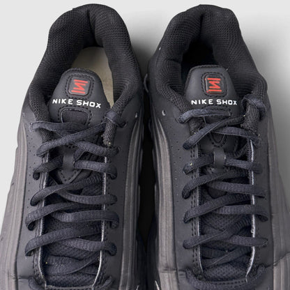 Nike Shox R4, buty sportowe damskie w bardzo dobrym stanie rozmiar 36.5, język buta