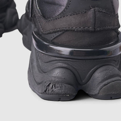 New Balance 9060, buty sportowe damskie w bardzo dobrym stanie rozmiar 37.5, detal
