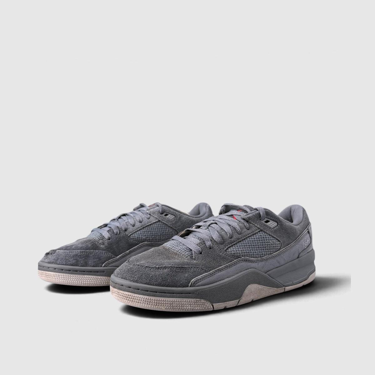 Nike Air Jordan Flight Court Cool Grey, buty sportowe męskie w bardzo dobrym stanie rozmiar 44, boczny profil
