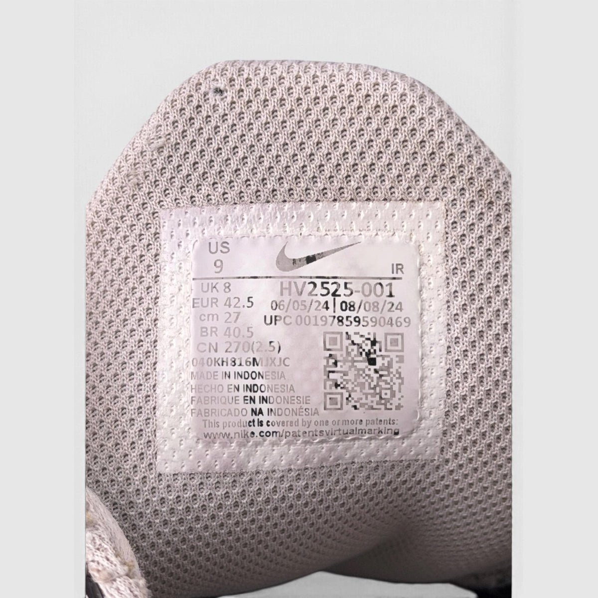 Nike Air Max Plus Iridescent, buty sportowe męskie w bardzo dobrym stanie rozmiar 42.5, widok z góry