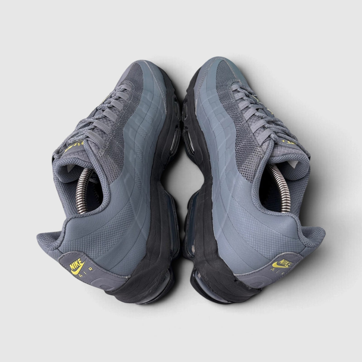 Nike Air Max 95 Ultra, buty sportowe męskie w bardzo dobrym stanie rozmiar 42.5, widok z góry
