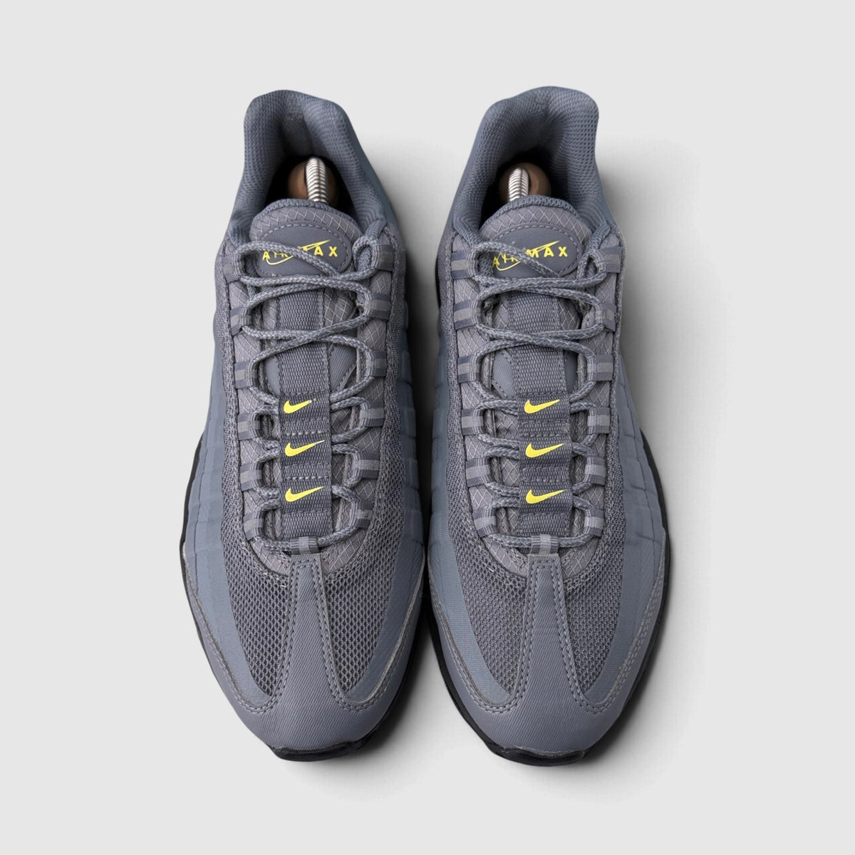 Nike Air Max 95 Ultra, buty sportowe męskie w bardzo dobrym stanie rozmiar 42.5, widok z góry