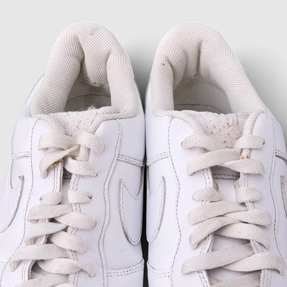 Nike Air Force 1 Low Triple White, buty sportowe męskie w zadowalającym stanie rozmiar 47.5, detal