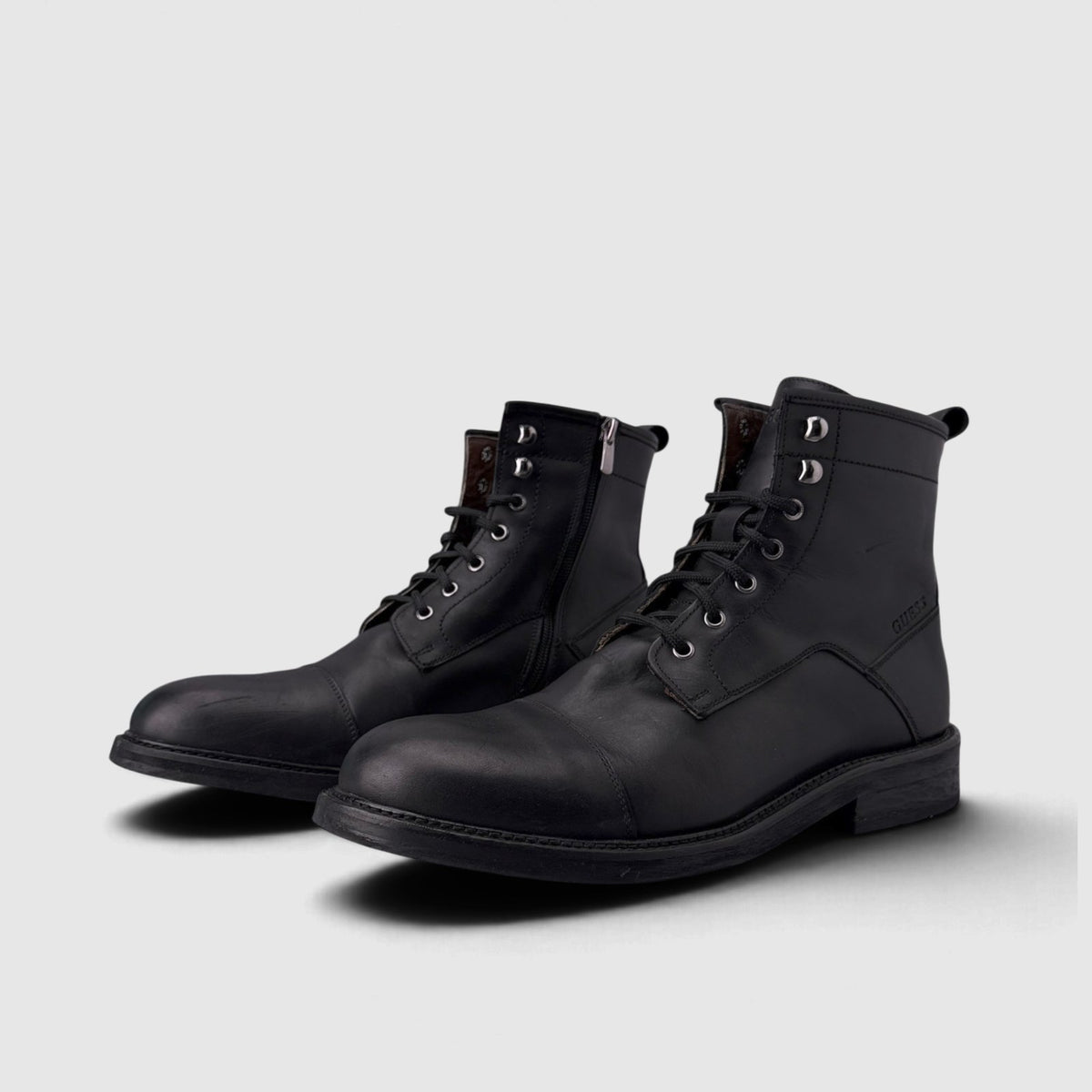 Guess Boots, botki męskie w bardzo dobrym stanie rozmiar 45, para butów