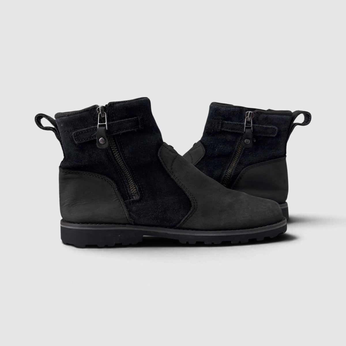 Timberland Asphalt Trail Chelsea, botki damskie w bardzo dobrym stanie rozmiar 38, para butów
