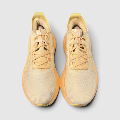 Asics Gel-Nimbus 27 Lite-Show, buty sportowe męskie w bardzo dobrym stanie rozmiar 44, widok z przodu