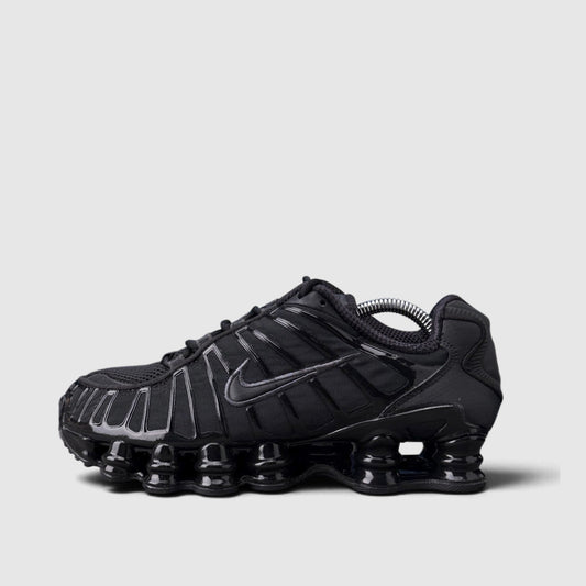 Nike Shox TL Triple Black, buty sportowe damskie w bardzo dobrym stanie rozmiar 38, boczny profil, lewa strona