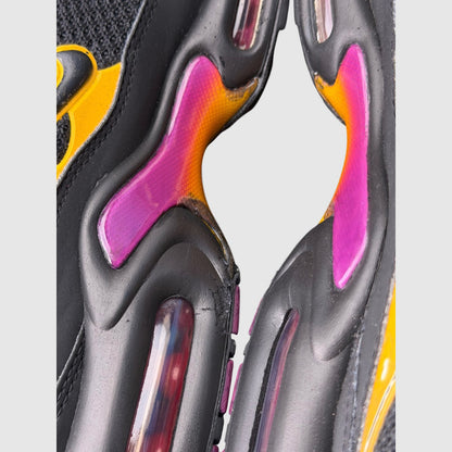 Nike Air Max Plus, buty sportowe męskie w zadowalającym stanie rozmiar 42.5, detal
