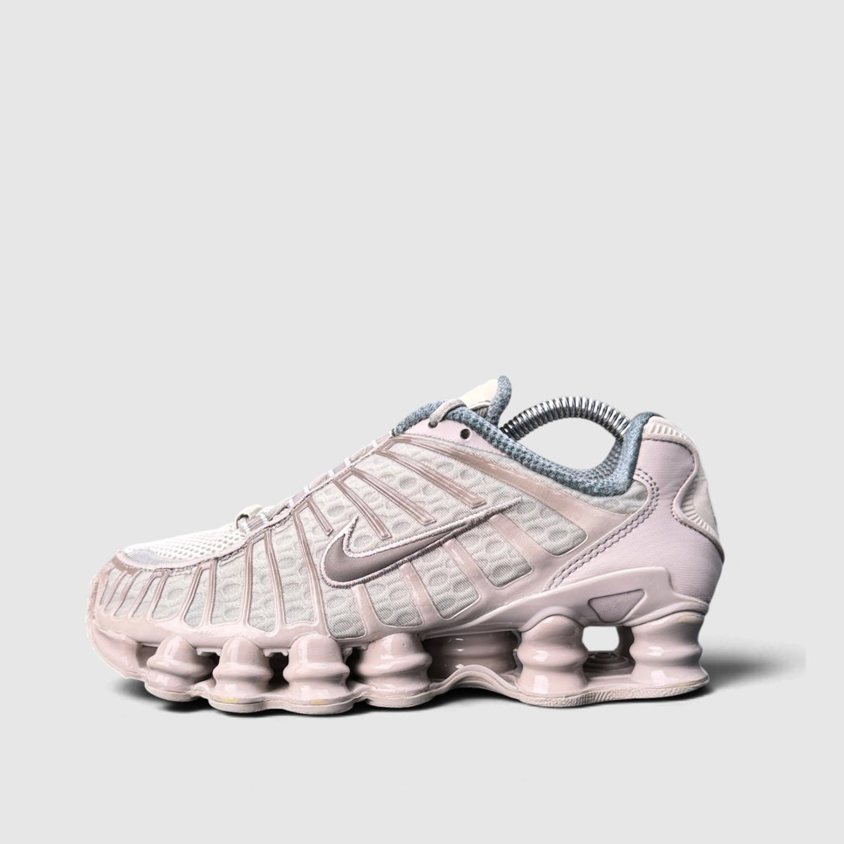 Nike Shox TL, buty sportowe damskie w bardzo dobrym stanie rozmiar 37.5, boczny profil, lewa strona
