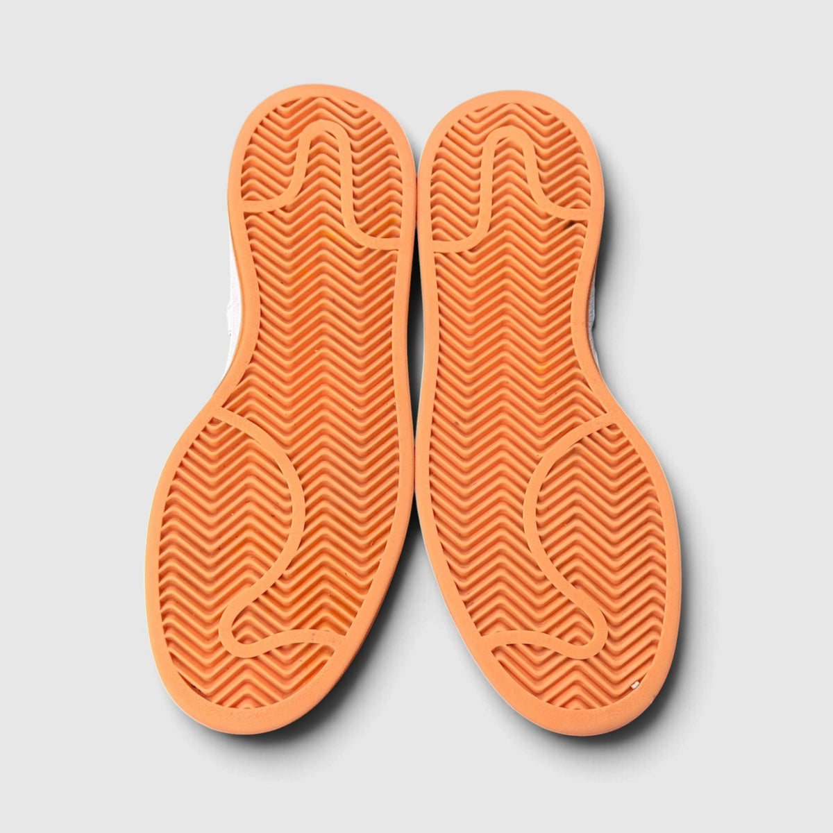 Adidas Campus, buty sportowe damskie w bardzo dobrym stanie rozmiar 40, podeszwa