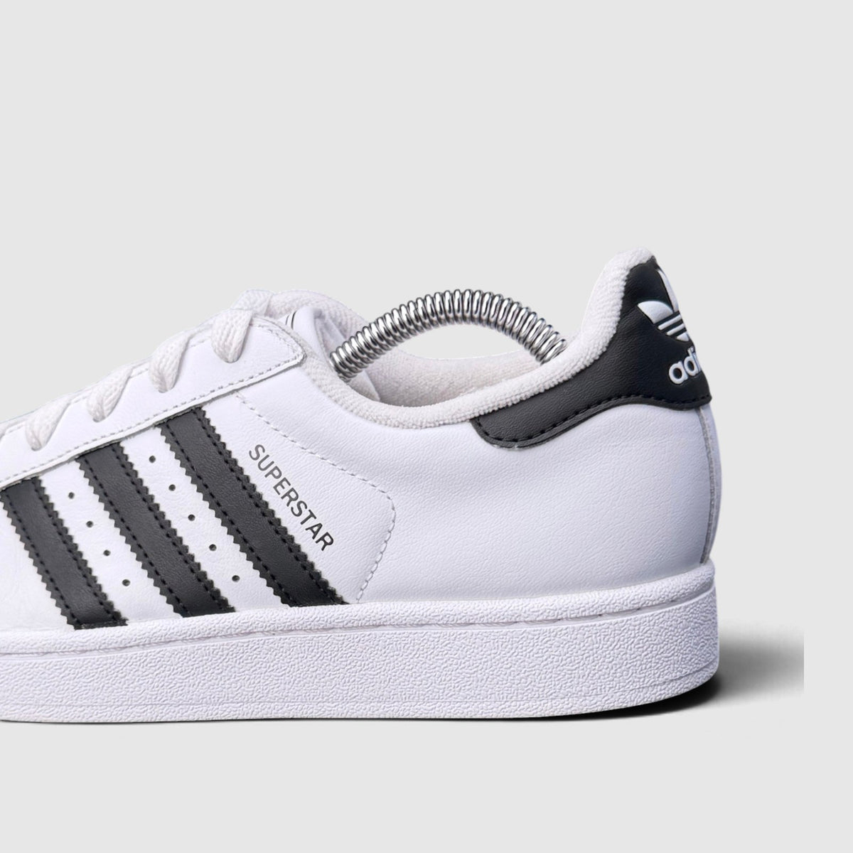 Adidas Superstar II Cloud White Black, buty sportowe damskie w bardzo dobrym stanie rozmiar 38, detal