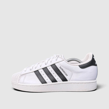 Adidas Superstar II, buty sportowe damskie w bardzo dobrym stanie rozmiar 40, boczny profil, lewa strona