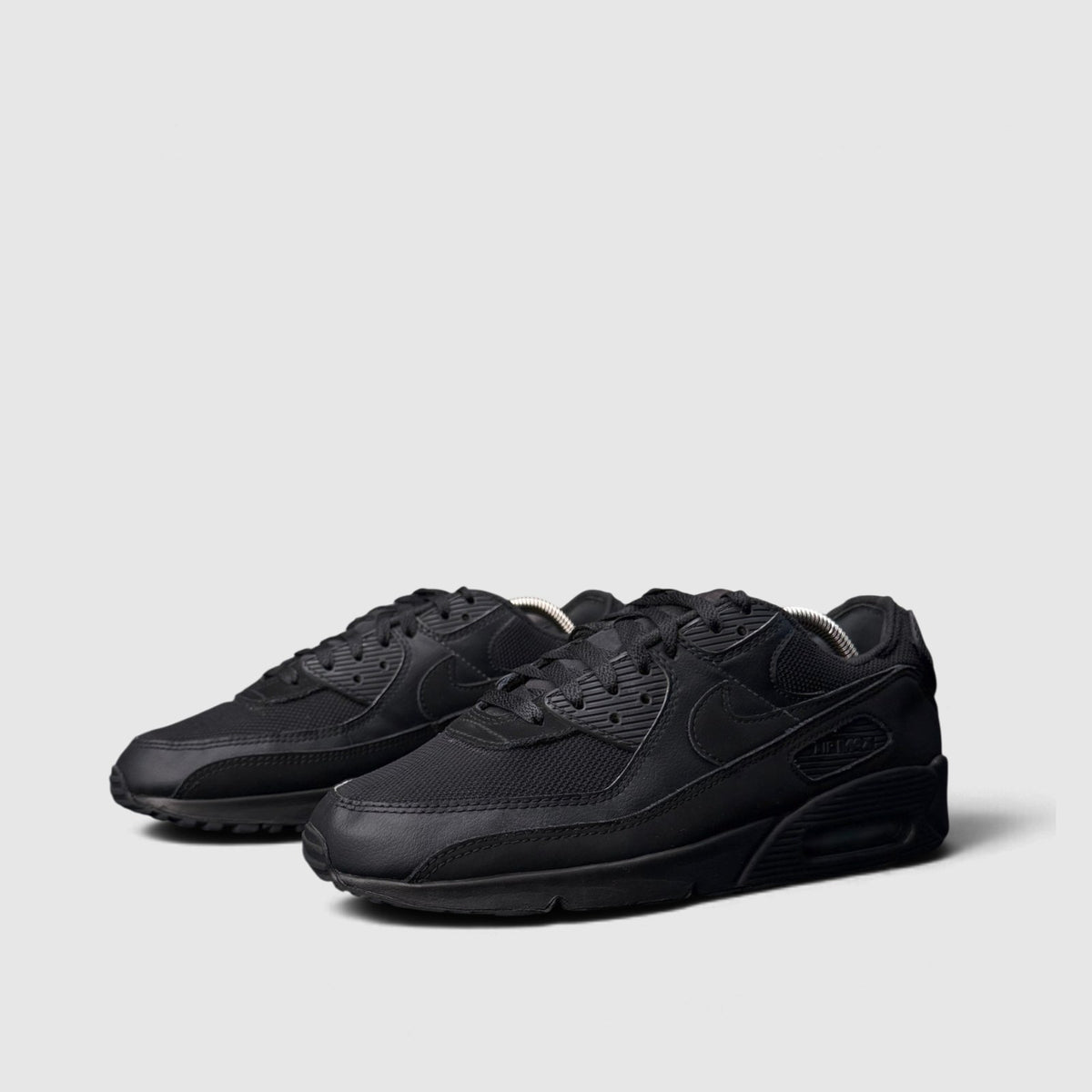 Nike Air Max 90 Triple Black, buty sportowe męskie w bardzo dobrym stanie rozmiar 42.5, para butów