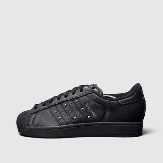 Adidas Superstar II, buty sportowe męskie w bardzo dobrym stanie rozmiar 44 2/3, boczny profil, lewa strona