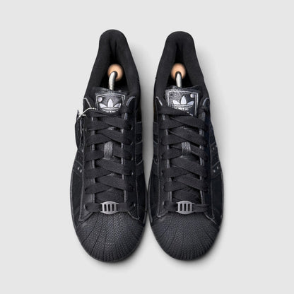 Adidas Superstar II, buty sportowe męskie w bardzo dobrym stanie rozmiar 44 2/3, widok z góry
