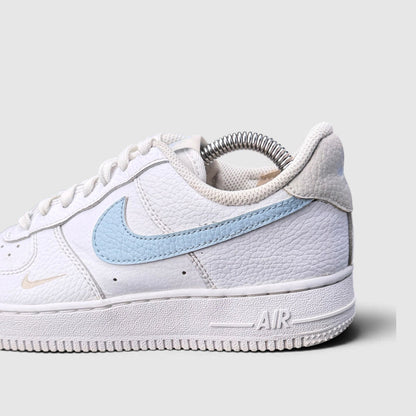 Nike Air Force 1 '07 Low Light Armory Blue, buty sportowe damskie w bardzo dobrym stanie rozmiar 36.5, detal
