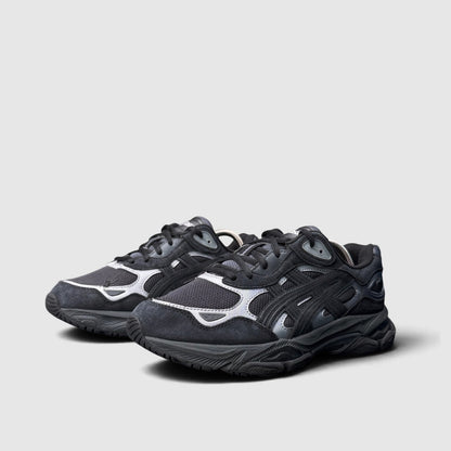 Asics Gel-Nyc 2.0, buty sportowe męskie w bardzo dobrym stanie rozmiar 42, para butów