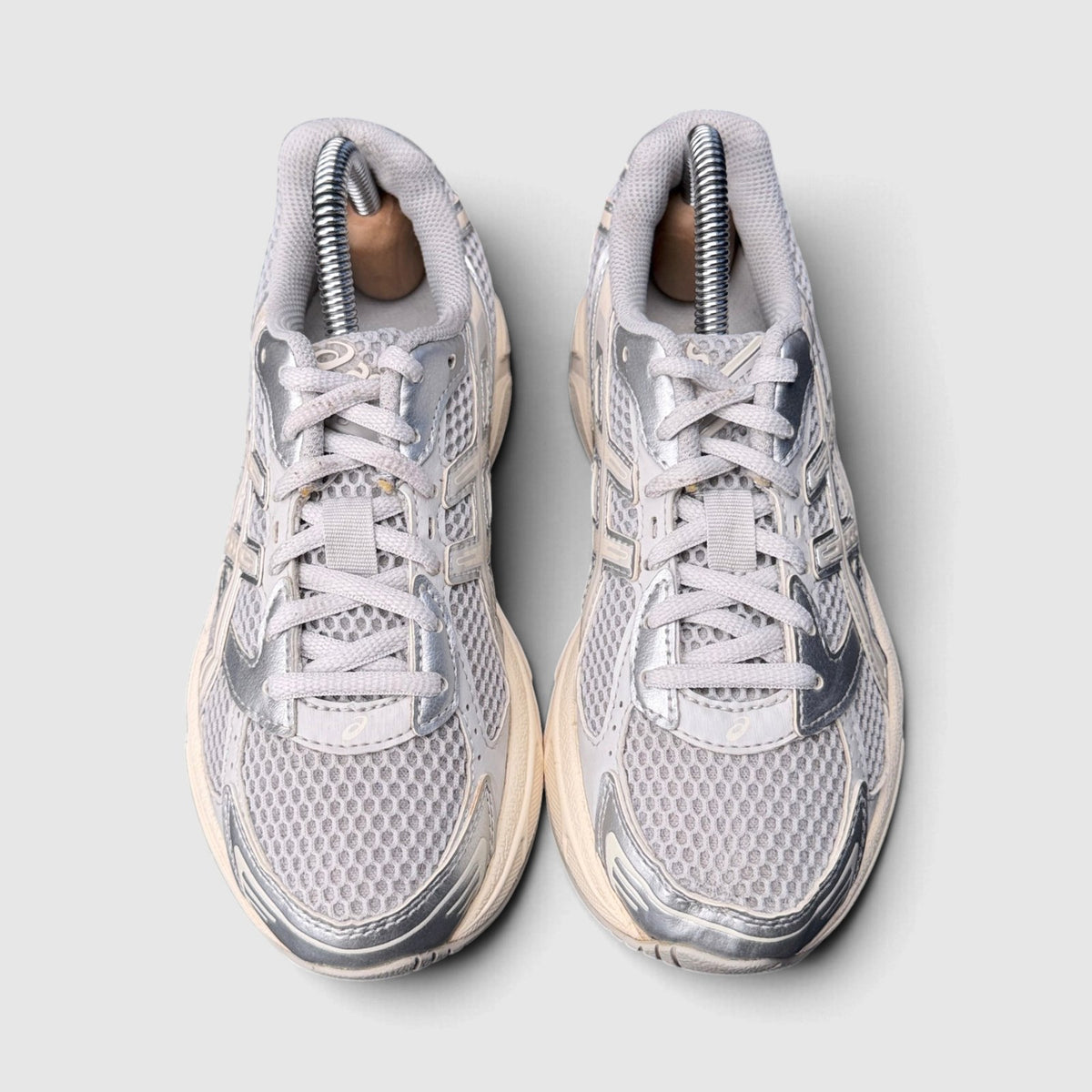 Asics Gel 1130, buty sportowe damskie w bardzo dobrym stanie rozmiar 35.5, widok z przodu