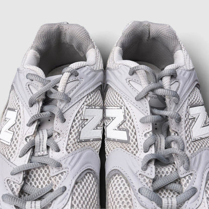New Balance 530, buty sportowe męskie w bardzo dobrym stanie rozmiar 41.5, detal