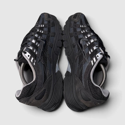 Nike P-6000, buty sportowe męskie w bardzo dobrym stanie rozmiar 42.5, widok z góry