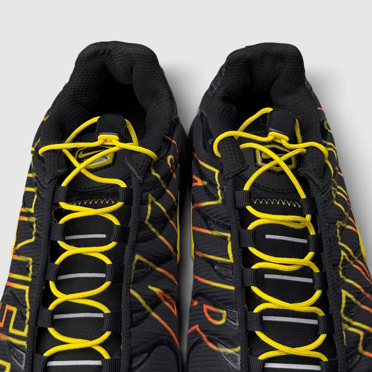 Nike Air Max Plus Sunrise, buty sportowe męskie w bardzo dobrym stanie rozmiar 44.5, detal