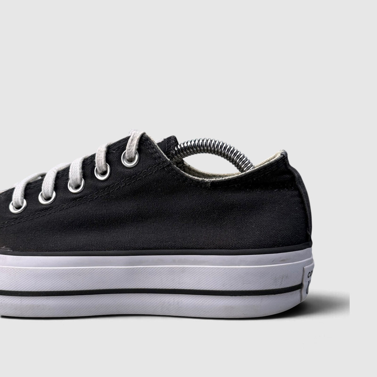 Converse Chuck Taylor All Star Lift, buty sportowe damskie w bardzo dobrym stanie rozmiar 39, boczny profil, lewa strona
