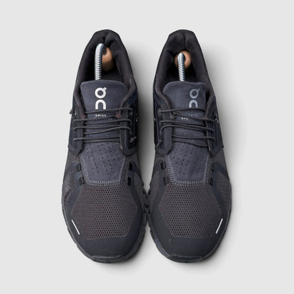 On Cloud 5 All Black, buty sportowe męskie w bardzo dobrym stanie rozmiar 44, widok z góry