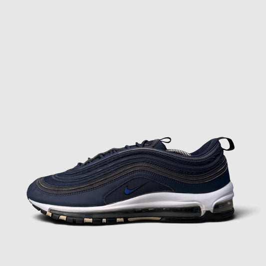 Nike Air Max 97, buty sportowe męskie w bardzo dobrym stanie rozmiar 45, boczny profil, lewa strona