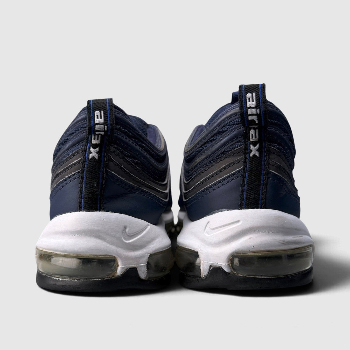 Nike Air Max 97, buty sportowe męskie w bardzo dobrym stanie rozmiar 45, widok z tyłu