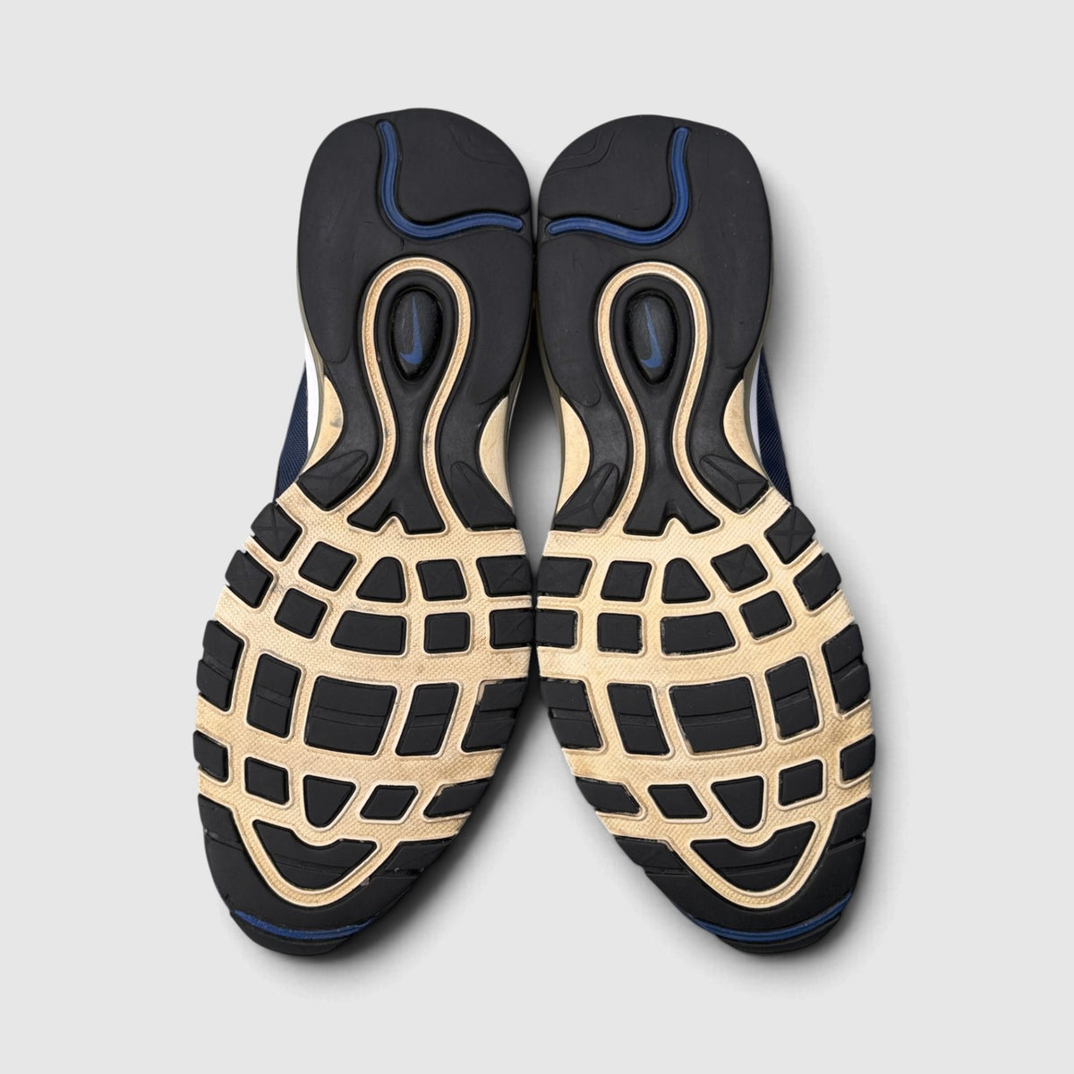 Nike Air Max 97, buty sportowe męskie w bardzo dobrym stanie rozmiar 45, podeszwa